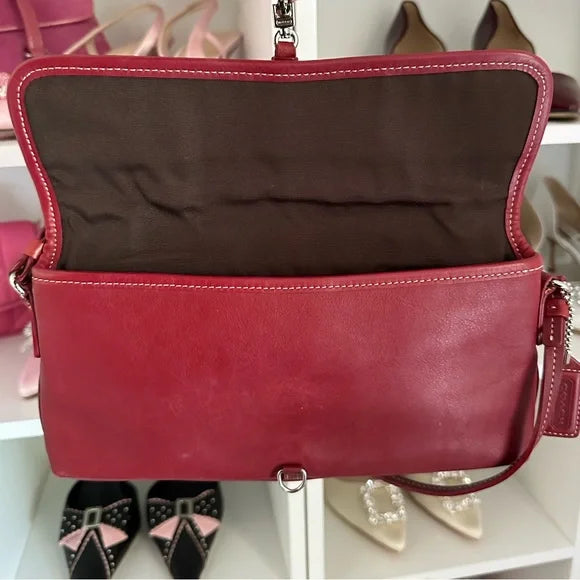 Cherry Red Leather Vintage Coach Hampton Bag 🍒