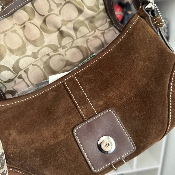 Brown Suede Y2K Coach Small SoHo 🤎🍒