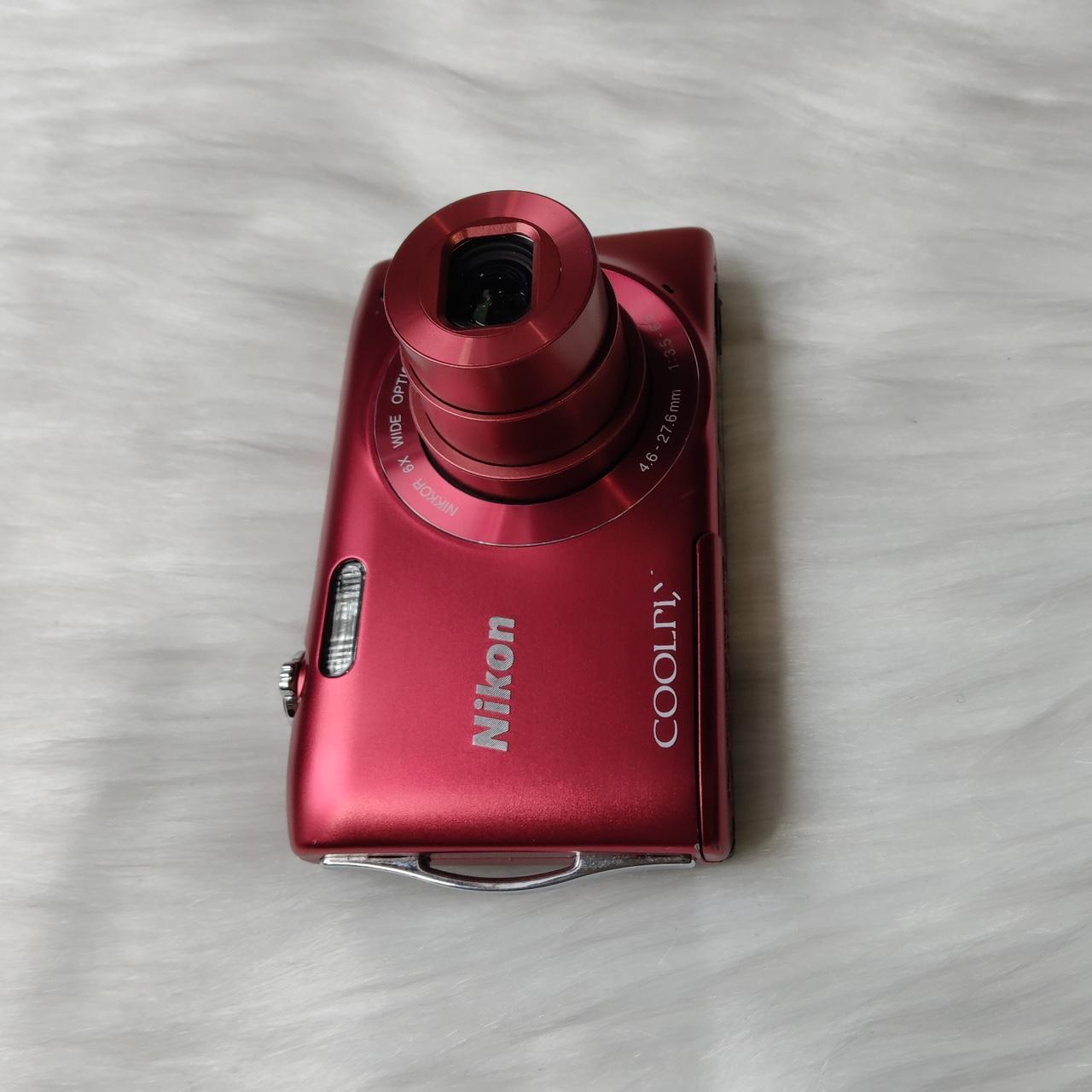 Nikon COOLPIX S3300 Digital Camera - Rarely Y2K...