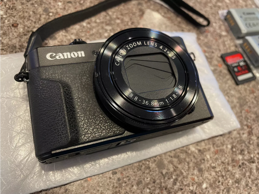 Canon PowerShot G7 X Mark II 20.1 MP Compact Digital Camera with all accessories - Black (tested)