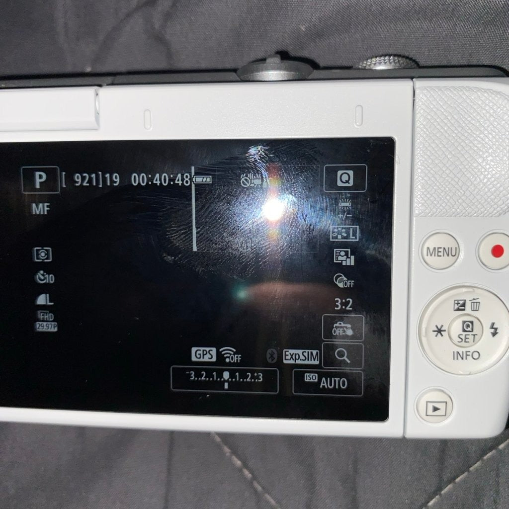 Canon Eos M200 Hh