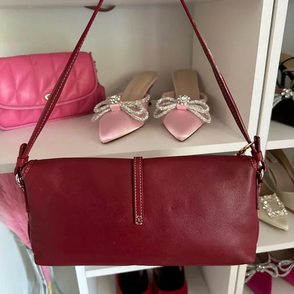 Cherry Red Leather Vintage Coach Hampton Bag 🍒