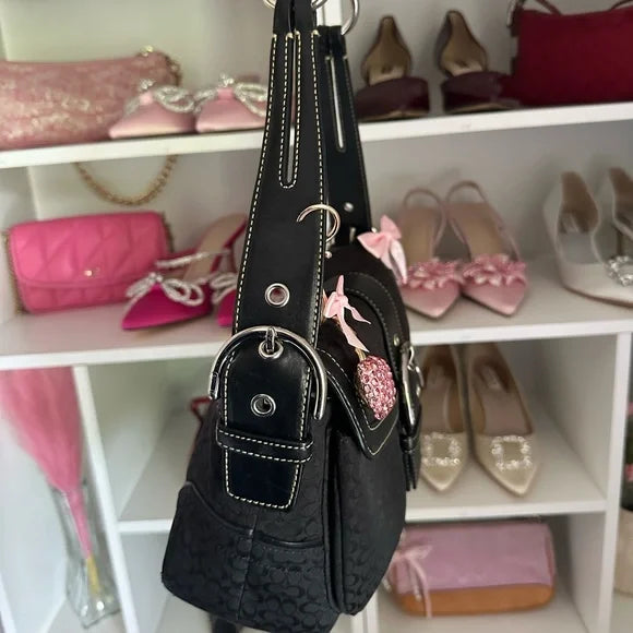 Black Signature y2k Coach SoHo Flap Bag 🎀🖤