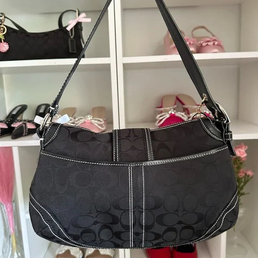 Black Signature y2k Coach SoHo Shoulder Bag 🍒🖤