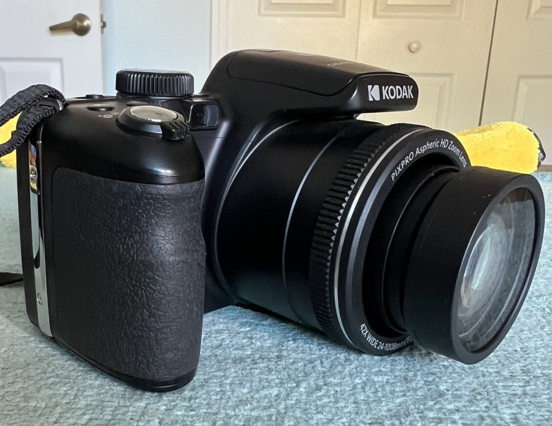 📸 Kodak PIXPRO AZ425-BK – 20MP Digital Camera with 42X Optical Zoom