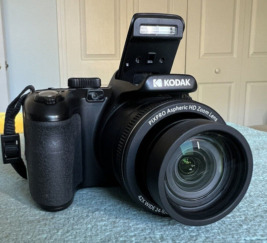 📸 Kodak PIXPRO AZ425-BK – 20MP Digital Camera with 42X Optical Zoom