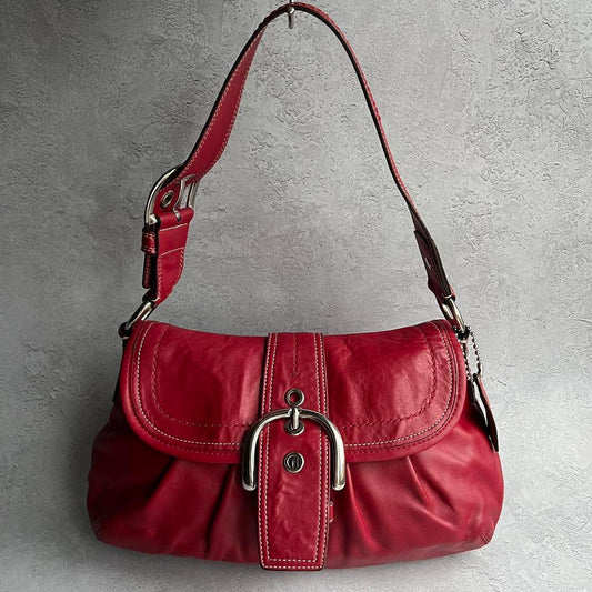 coach signature pleated buckle shoulder bag - red/silver