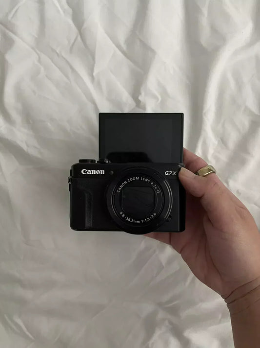 Canon PowerShot G7 X Mark II 20.1 MP Compact Digital Camera